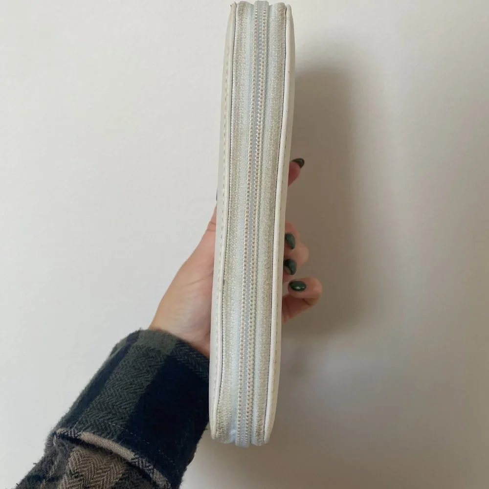 Flower patterned wallet - Picture 2 of 6